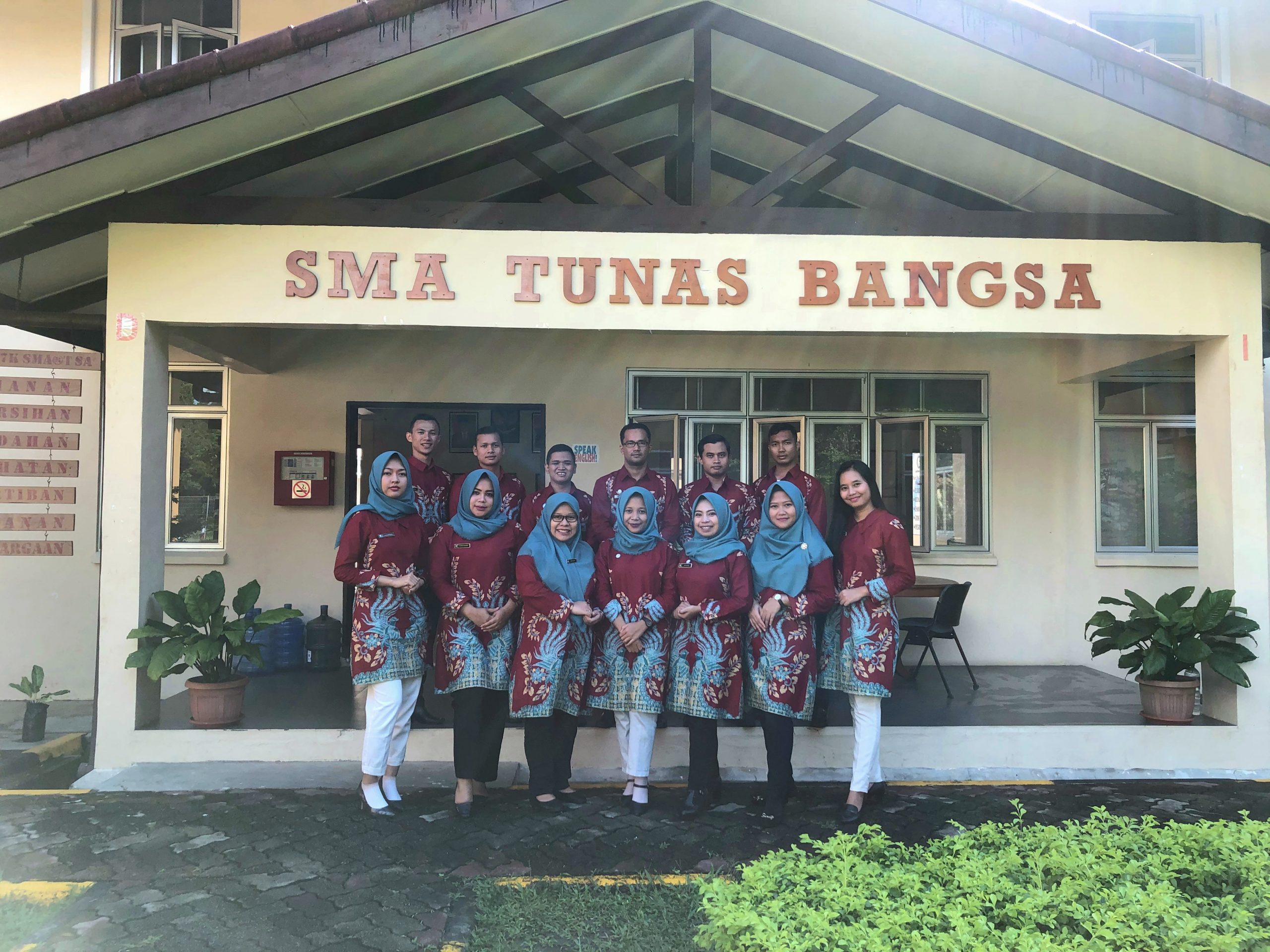 VISI DAN MISI SMA TUNAS BANGSA