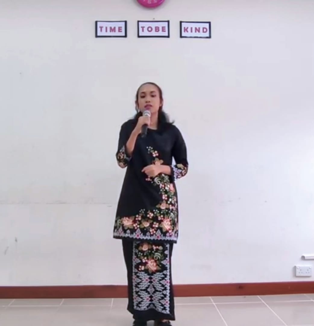 Peringkat 6 Vocal Solo Putri tingkat Provinsi Kepulauan Riau (Yohana)