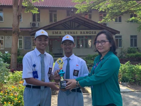 Bhakti Ali Al-Anshori dan Ahmad Fadhil Sasongko Raih Juara 2 dalam Trofeo Futsal U17