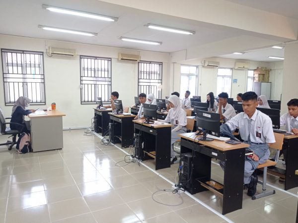 45 Siswa SMA Tunas Bangsa Bersaing di Olimpiade Sains Nasional (OSN-K) Tingkat Kabupaten Bintan