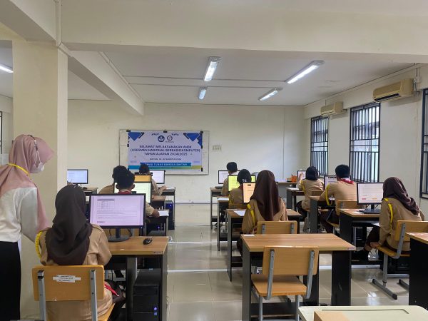 Pelaksanaan Asesmen Nasional Berbasis Komputer (ANBK) di SMA Tunas Bangsa